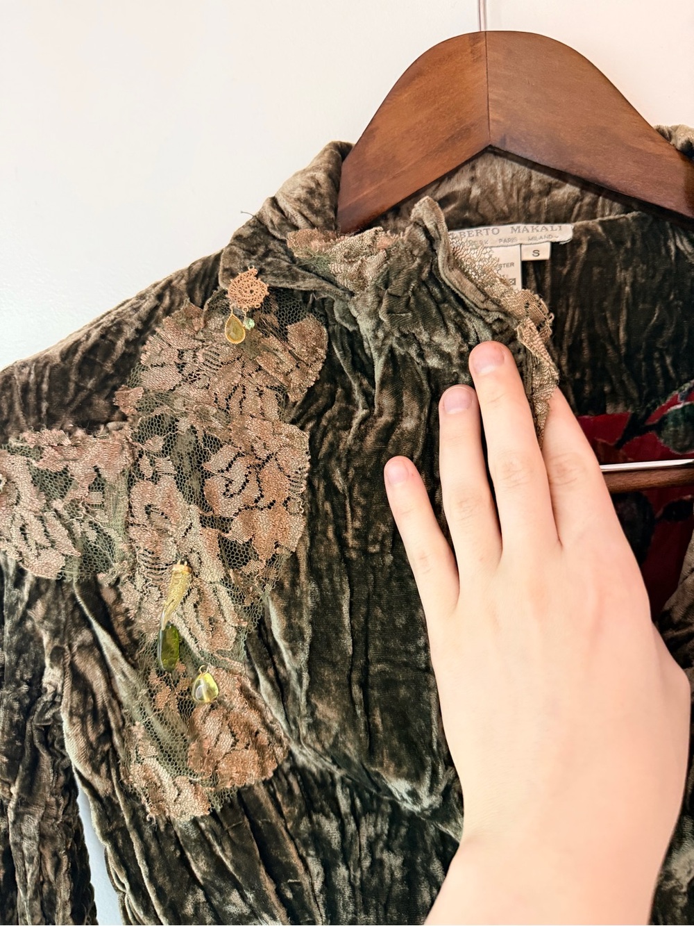 Alberto Makali Olive Green Crinkle Crushed Velvet Embroidery Embellished Blazer - Picture 11 of 16